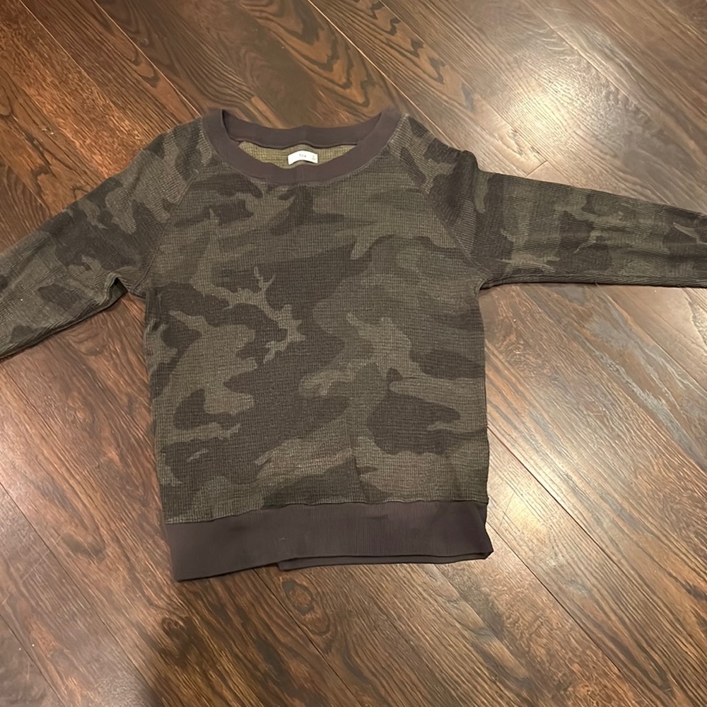 Aritzia long sleeve